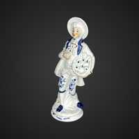 Porcelanowa figurka chłopiec panicz J41834