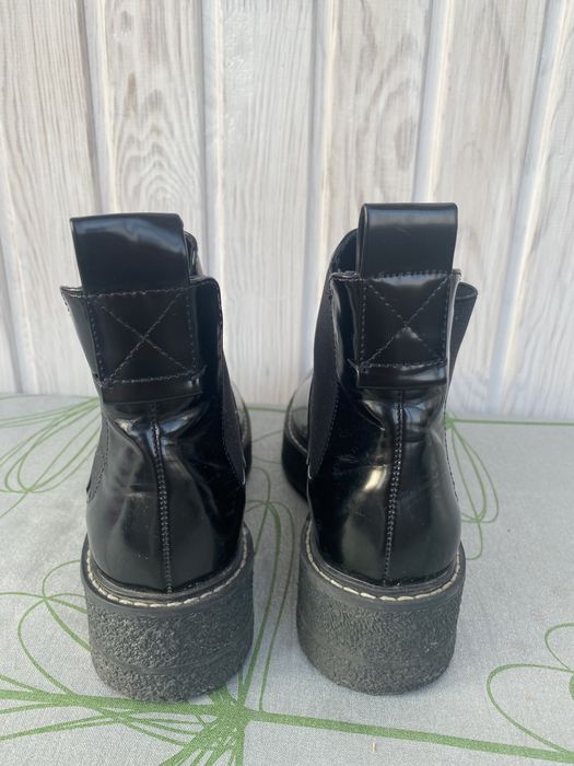 Челсі Bershka 37р