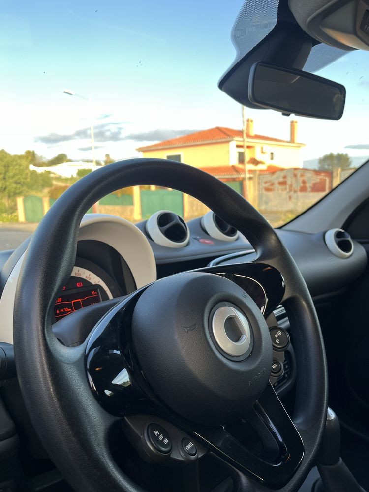 Smart ForFour Black&White