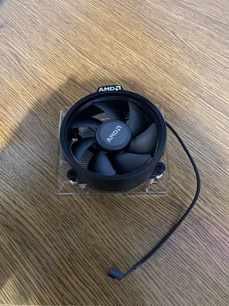 Повітряне охолодження / Кулер процесорний AMD Socket AM4 Bulk
