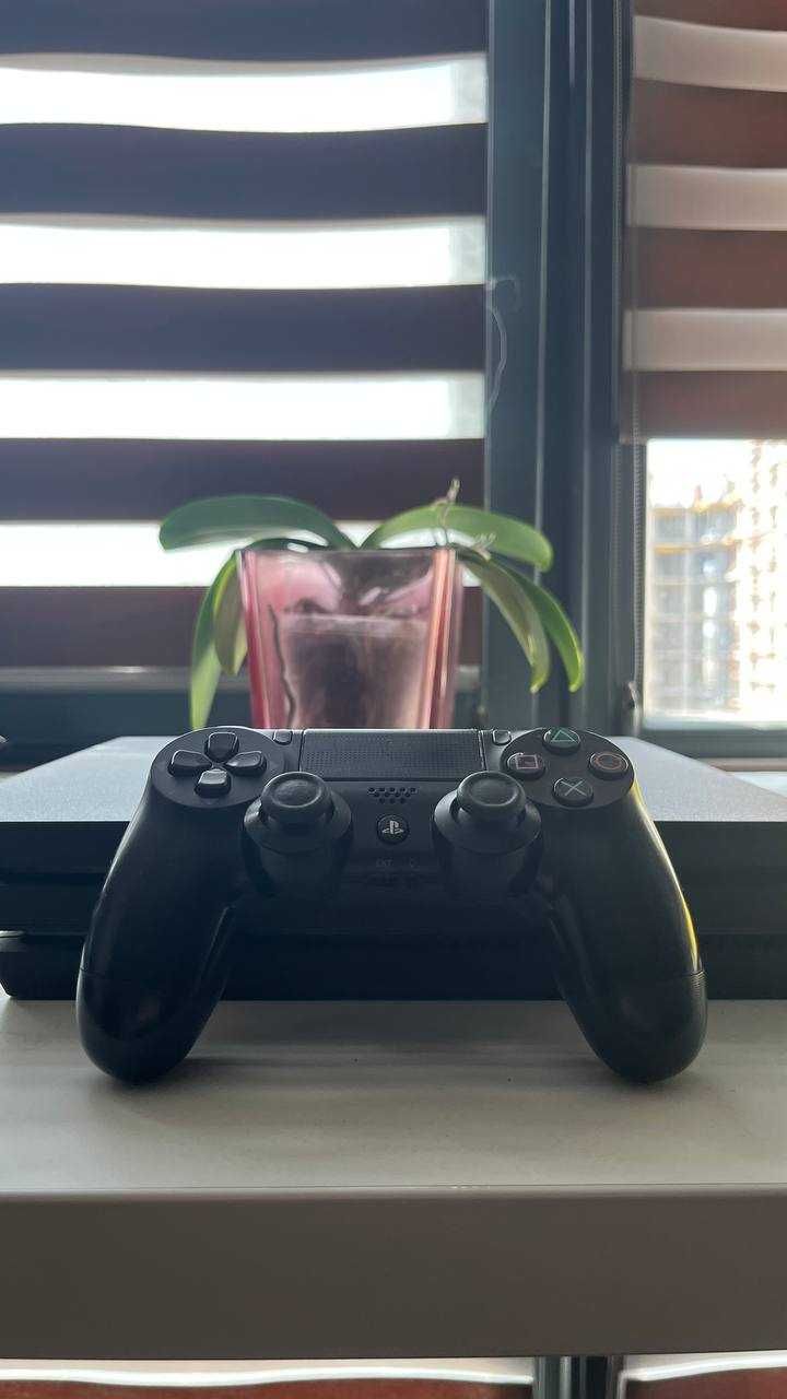 Ігрова консоль playstation 4 pro 1 ТБ