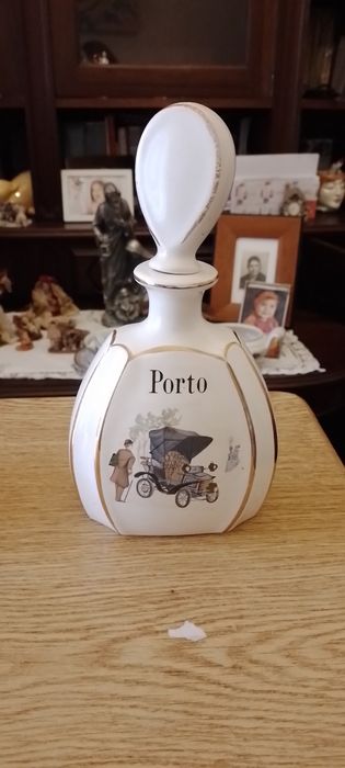 Vendo velharias baratas