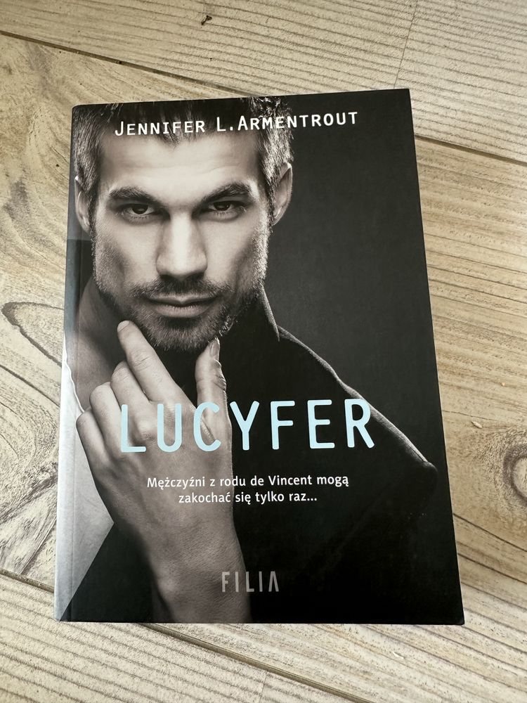 Lucyfer - Jennifer L. Armentrout