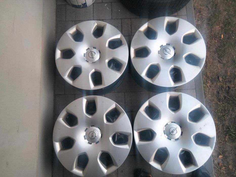 Felgi stalowe 16 5x110 et37 Opel Astra  Zafira