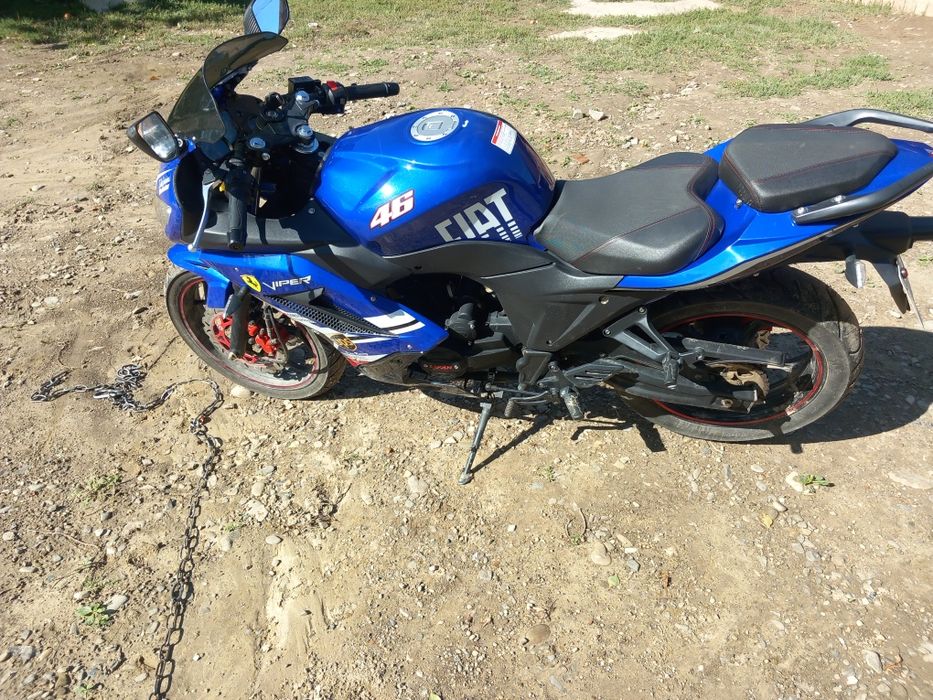 Продам 250f2.     .