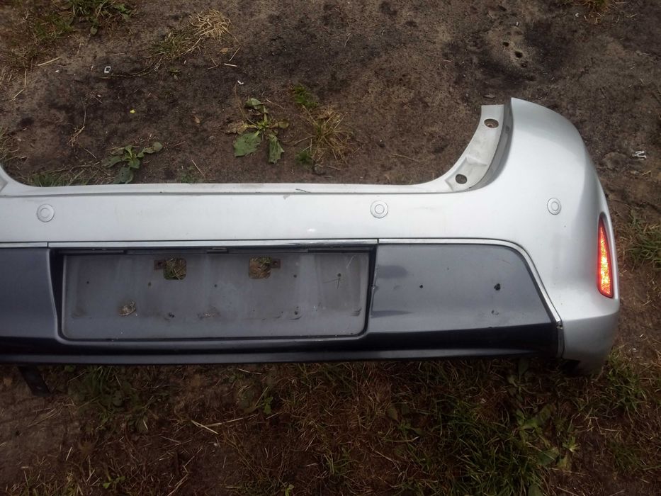 toyota AURIS II 13-15 zderzak tył nadwozie HATCHBACK kompletny PDC