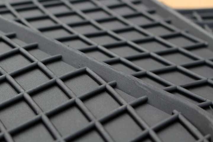 Ford B-Max 12-17 rok dywaniki gumowe dedykowane