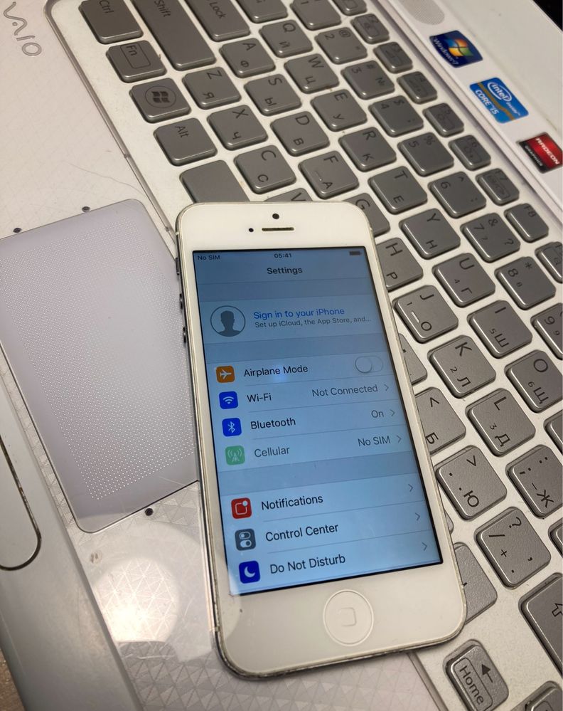 Продам iphone 5 16gb все працює