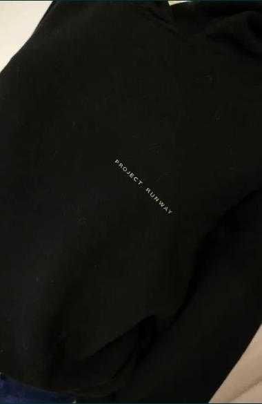Project Runway j nowa czarna bluza Basic z kapturem logo M-L