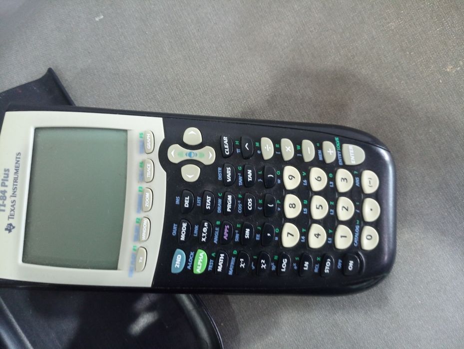 Calculadora gráfica Texas TI-84 plus