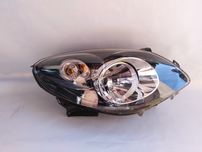 Lampa prawy przód RENAULT TWINGO oryginalna ADAX KOŹLE