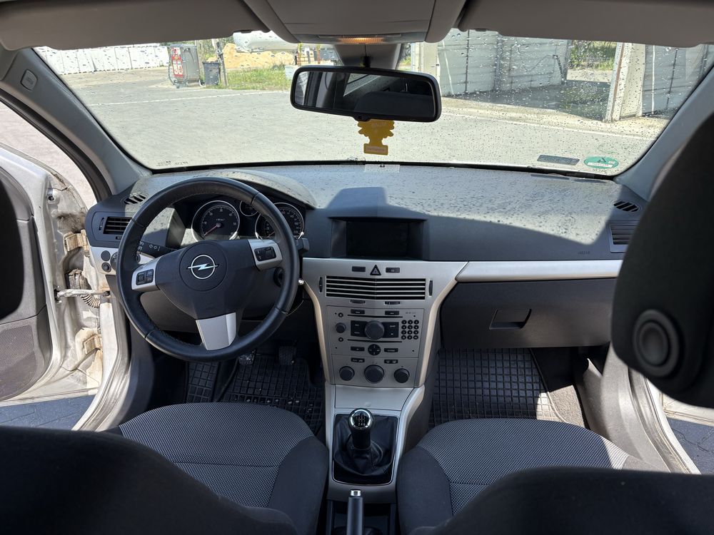Opel Astra H 2009 1.9 TDI
