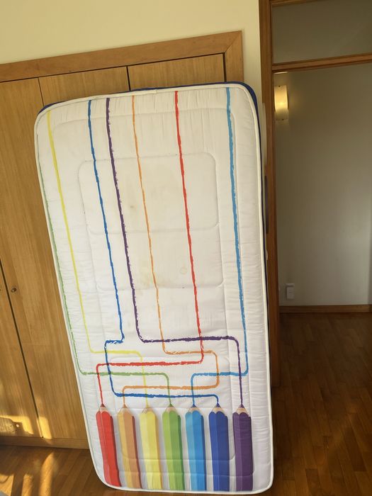 Cama de solteiro + colchão [ Oportunidade ]
