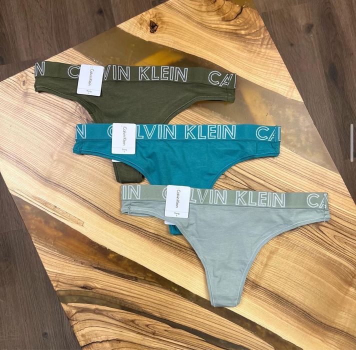 Набор трусов от Calvin Klein