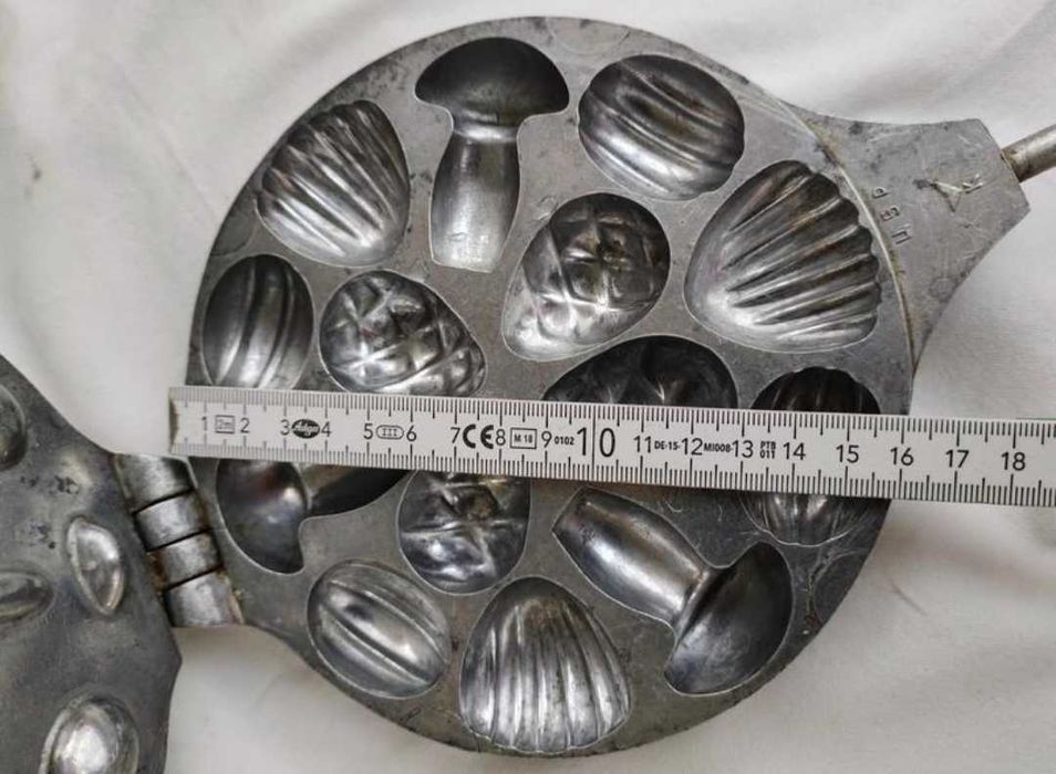 Орешница горішниця радянських часів форма для випічки горішків