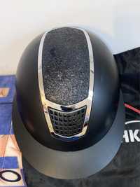 kask HKM czarny z workiem