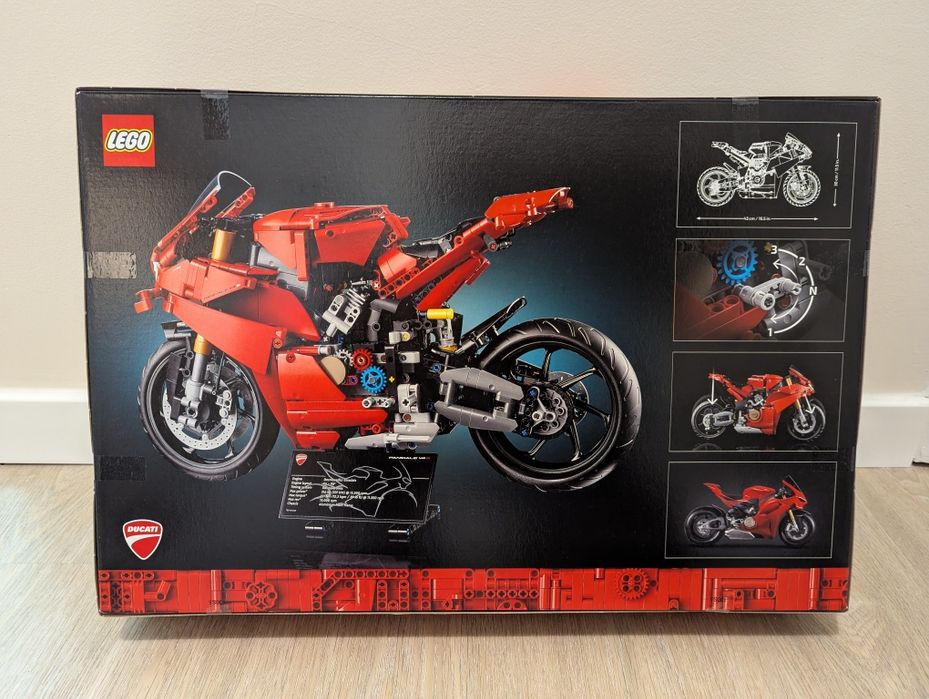 Lego Technic - Ducati Panigale V4 S Motorcycle - 42202