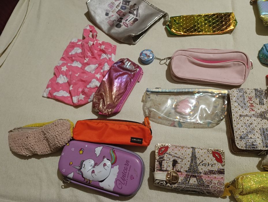 Пеналы для девочки, косметички, кошельки одним лотом