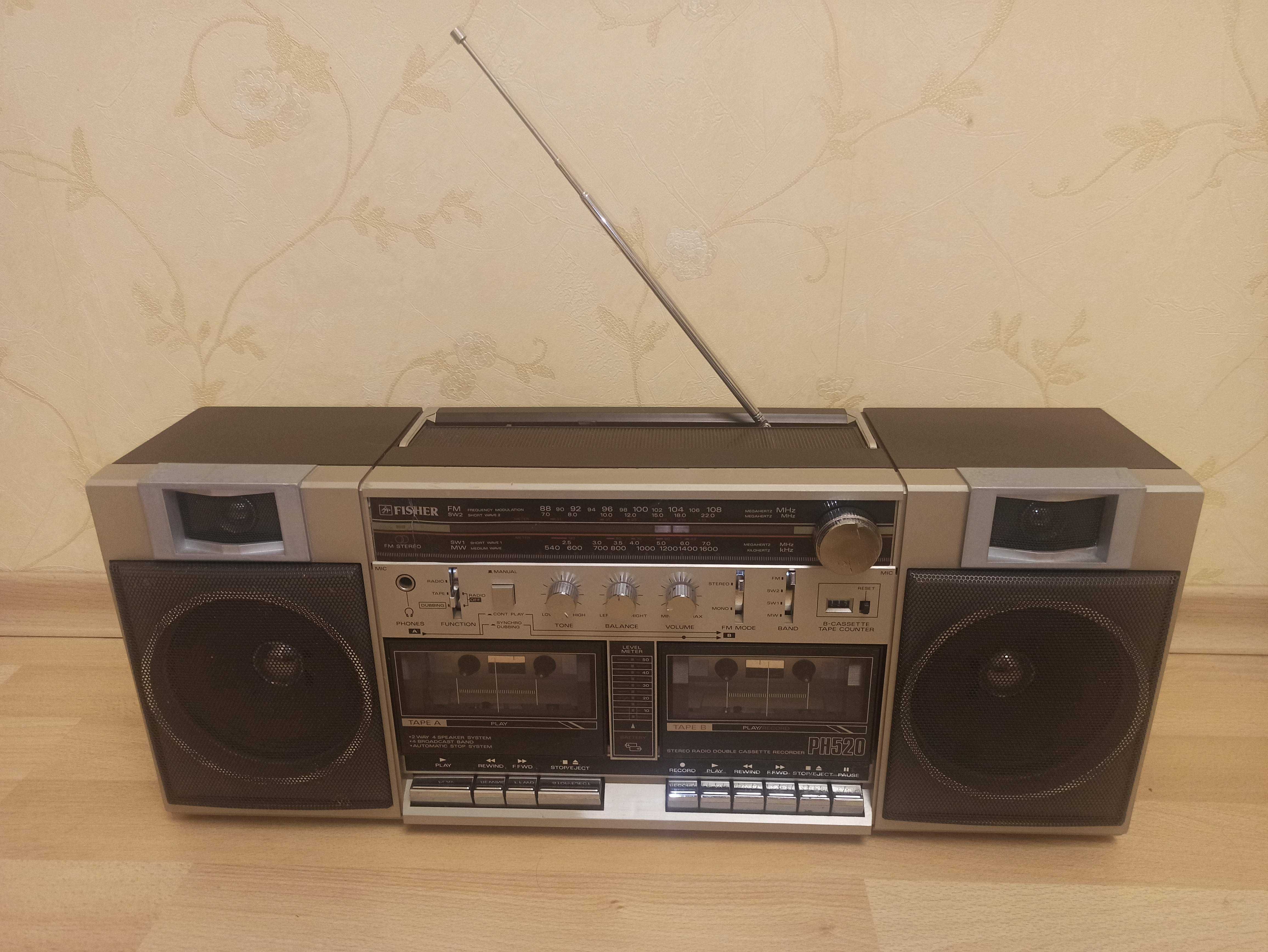 Вінтажна магнітола FISHER PH-520K 1984 р.в. абсолютно робоча
