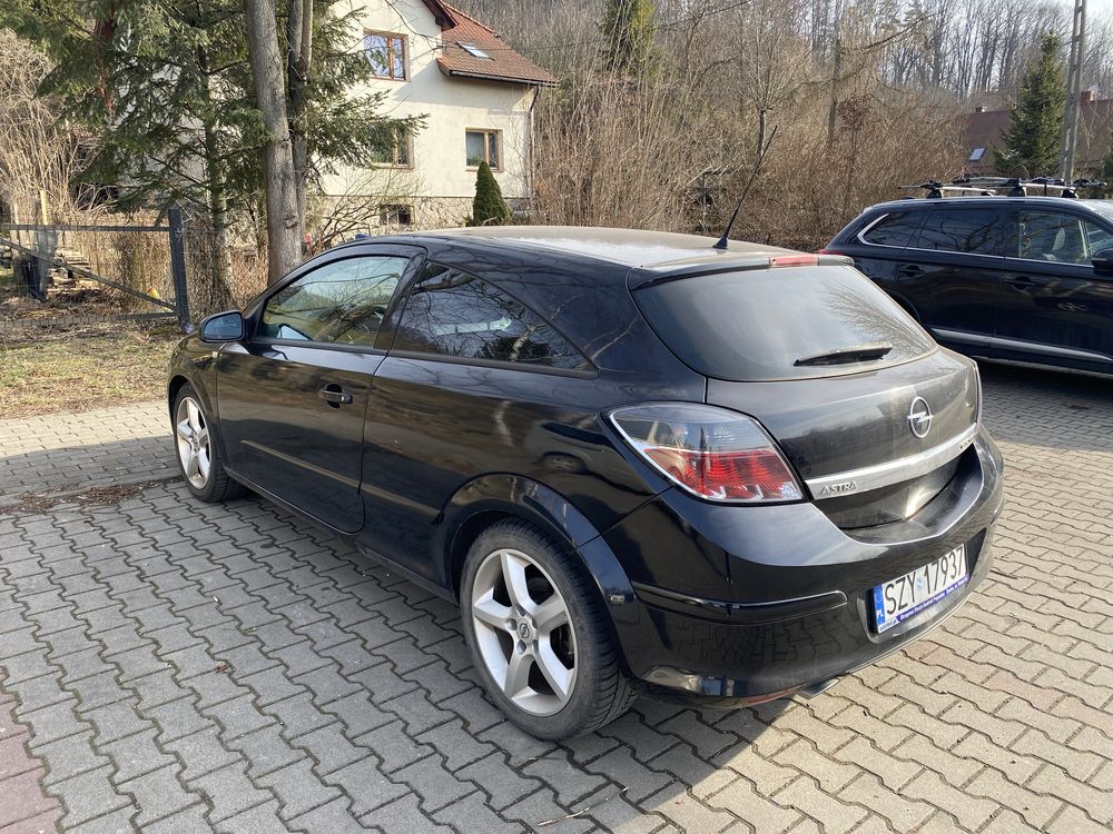 Opel Astra GTC H nie j 2.0 turbo 200koni Nie 1.8 1.6
