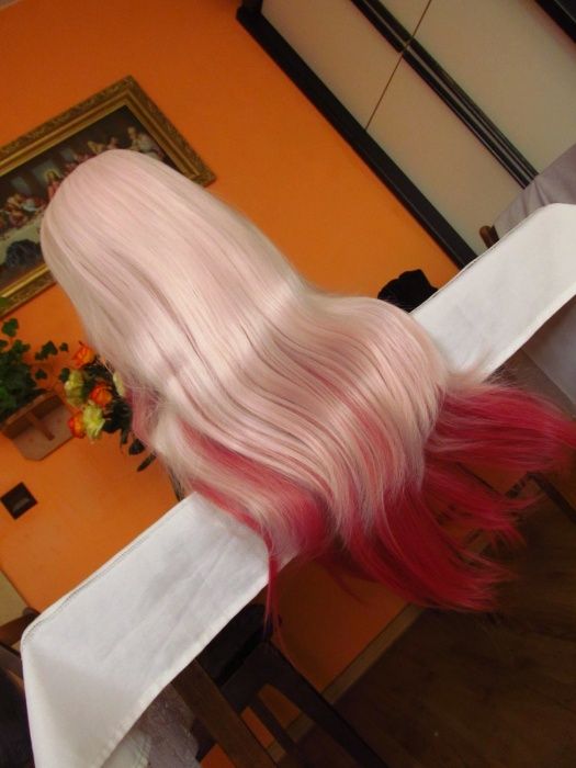 peruka różowa dwukolorowa ombre dwa kolory róż ciemny długa