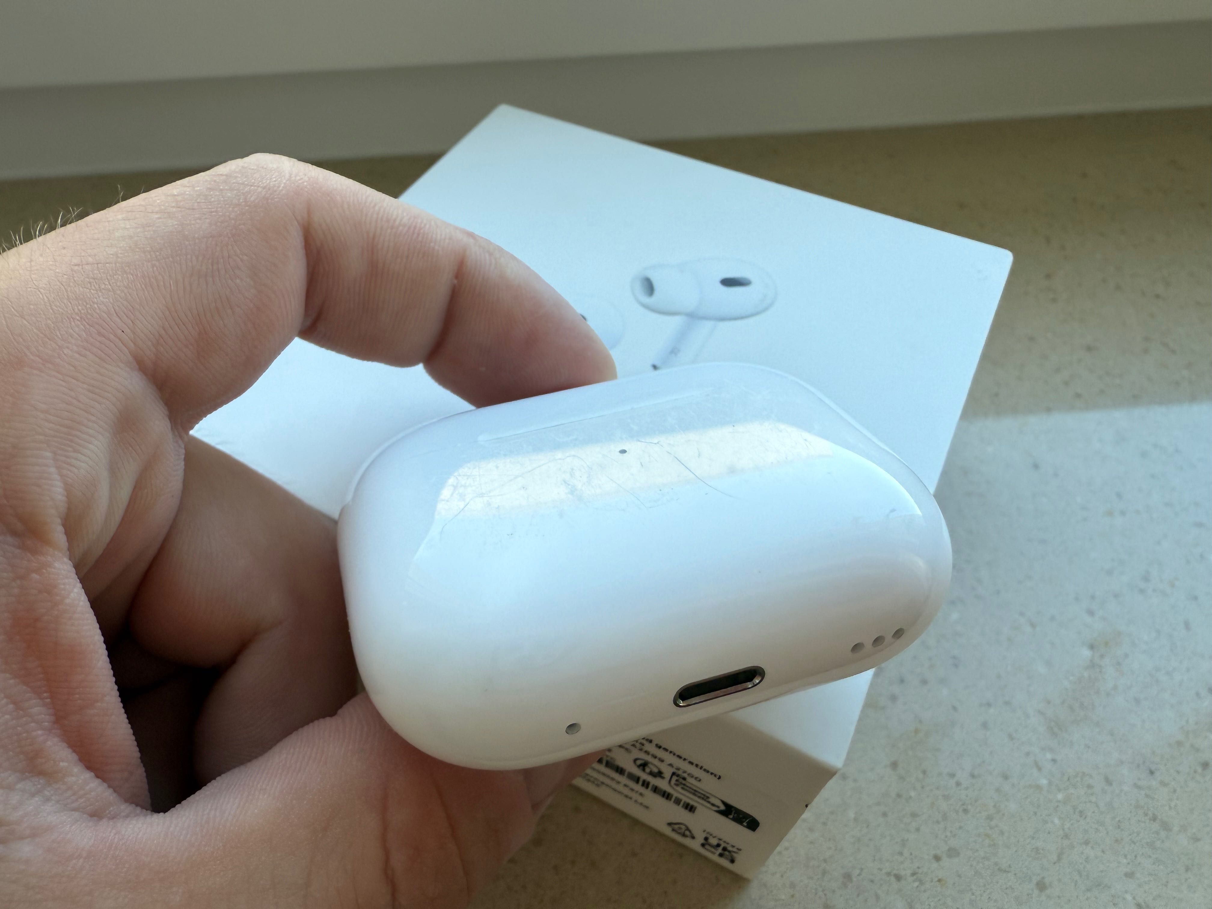 Case etui AirPod pro 2 Lightning A2700