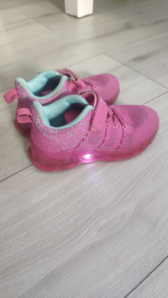 Buty American Club świecące
