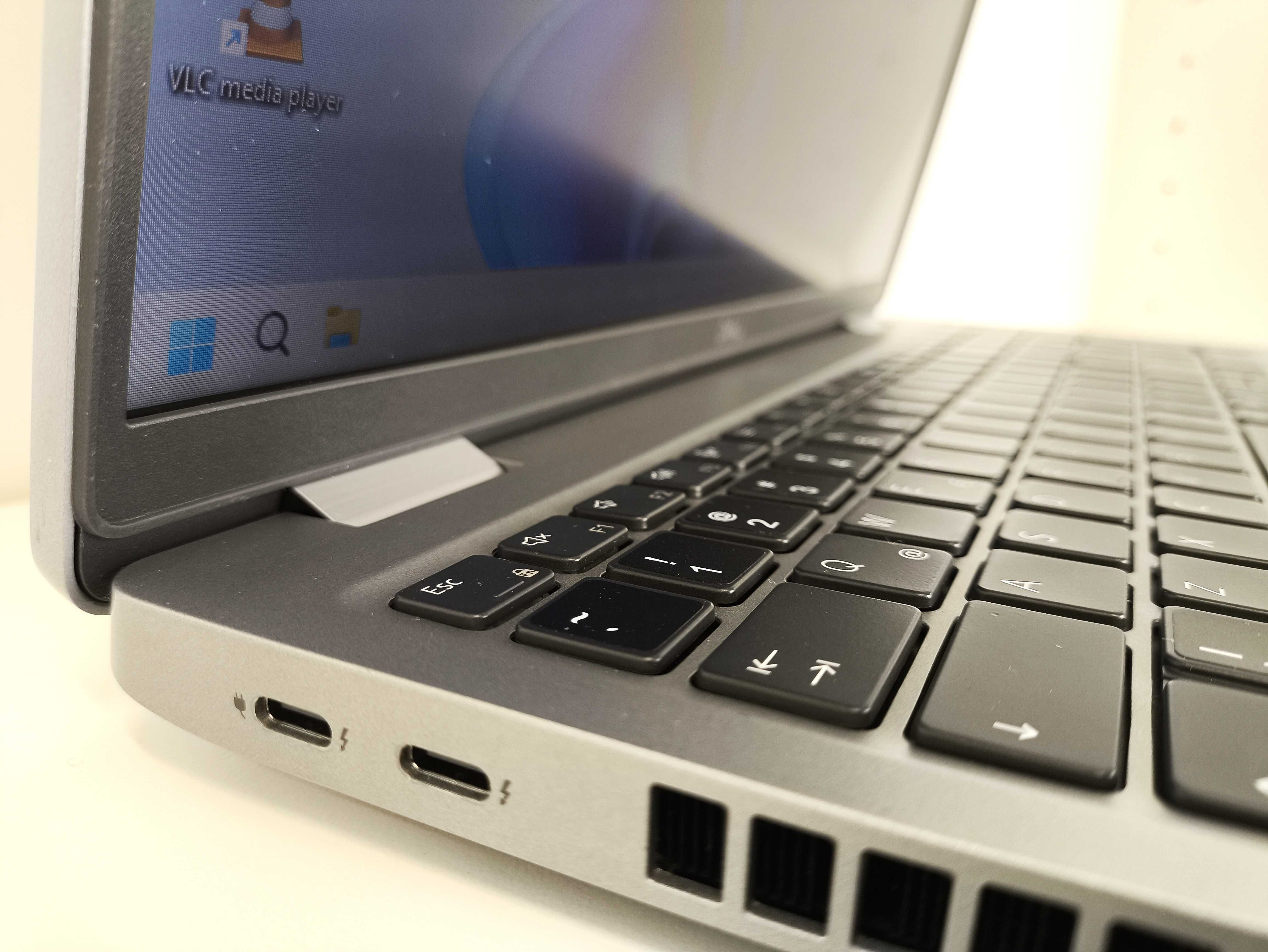 Laptop DELL Latitude 5521 15,6" Core i5 16GB 512GB SSD M.2 Windows 11