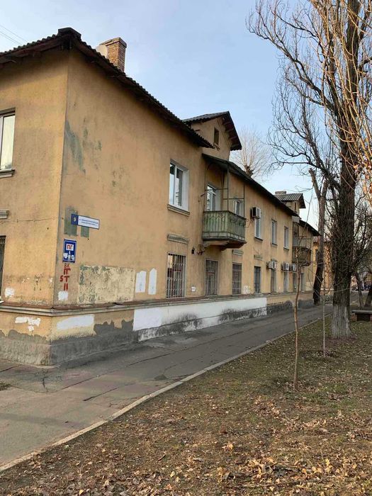 Двухкомнатная (Витрука ) срочно продам