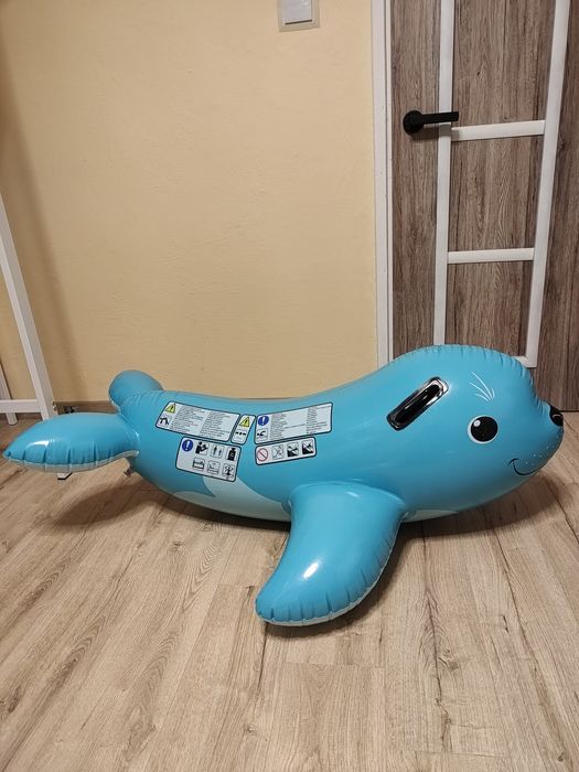 Dmuchany nadmuchiwany materac do pływania lew morski foka intex 2012