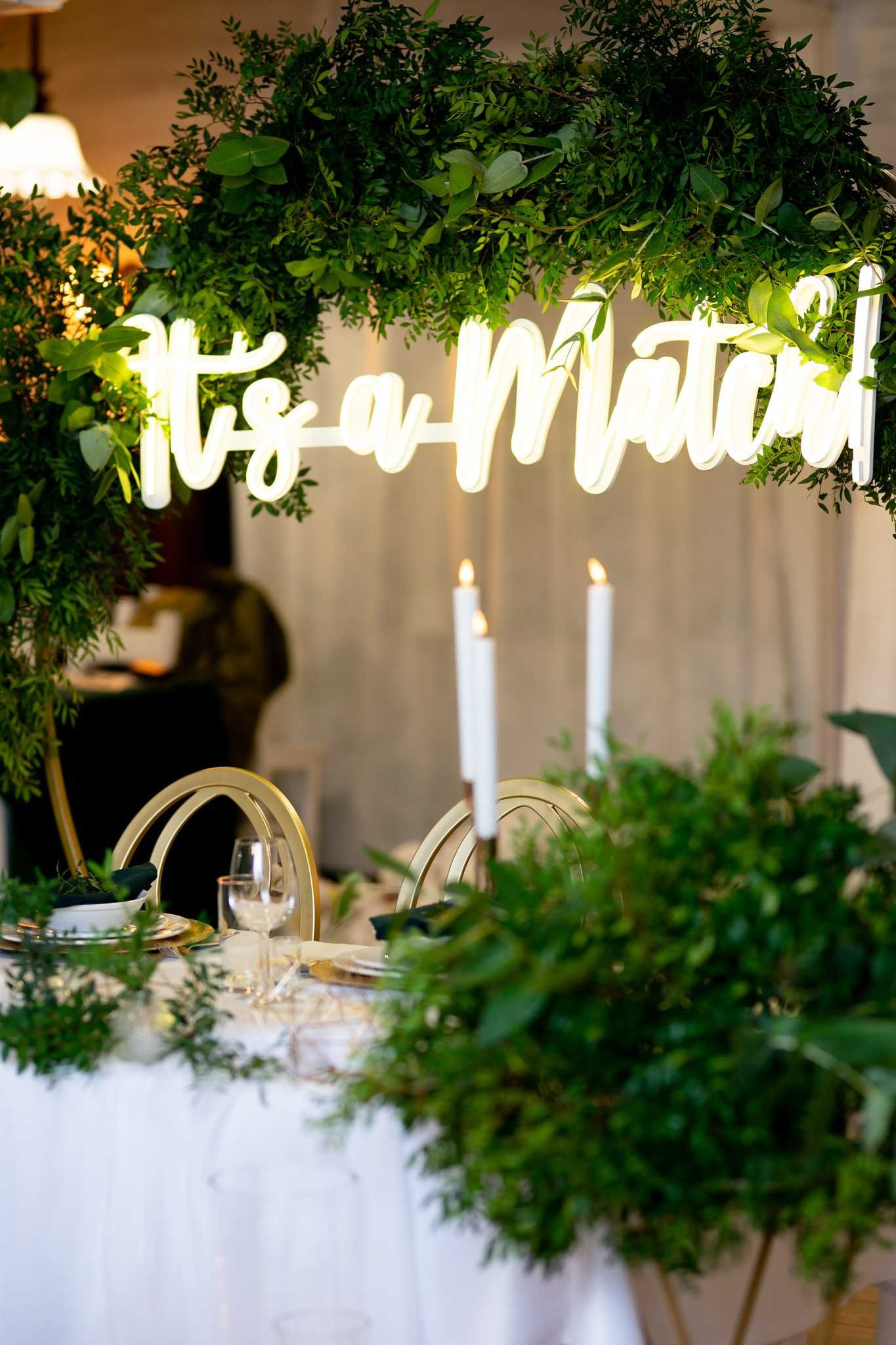 Napis LED/ Neon/It's a Match/ Tylko mnie kochaj