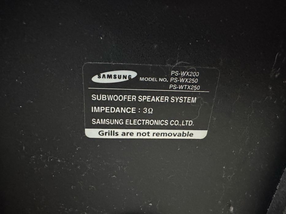 Subwoofer e colunas Samsung