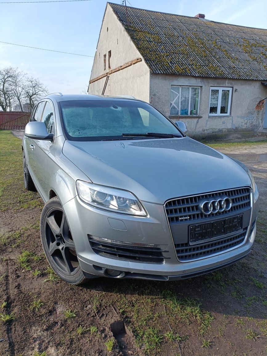Witam sprzedam Audi Q7