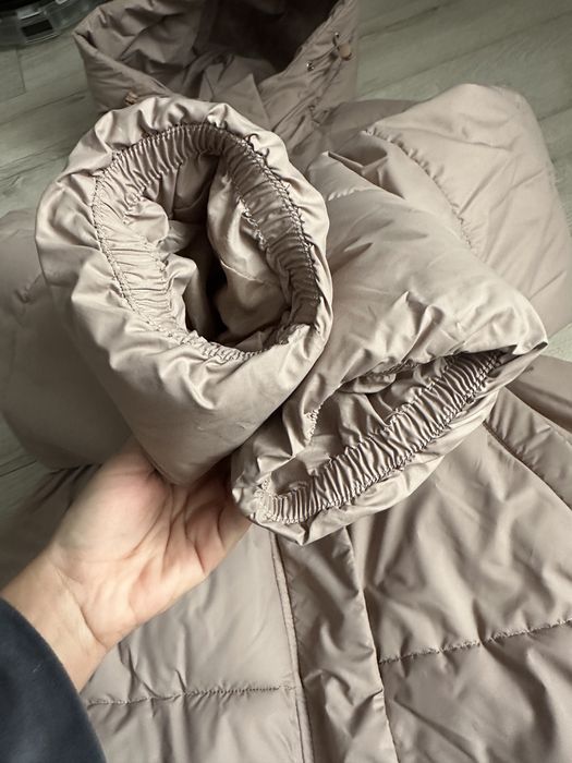 Зимова куртка жіноча