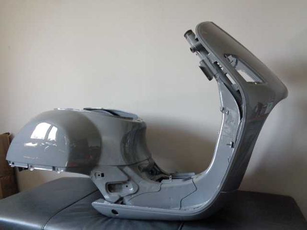 Rama VESPA GTS 125/300cc Stan idealny Nowa! kolor cemant-beton-audi