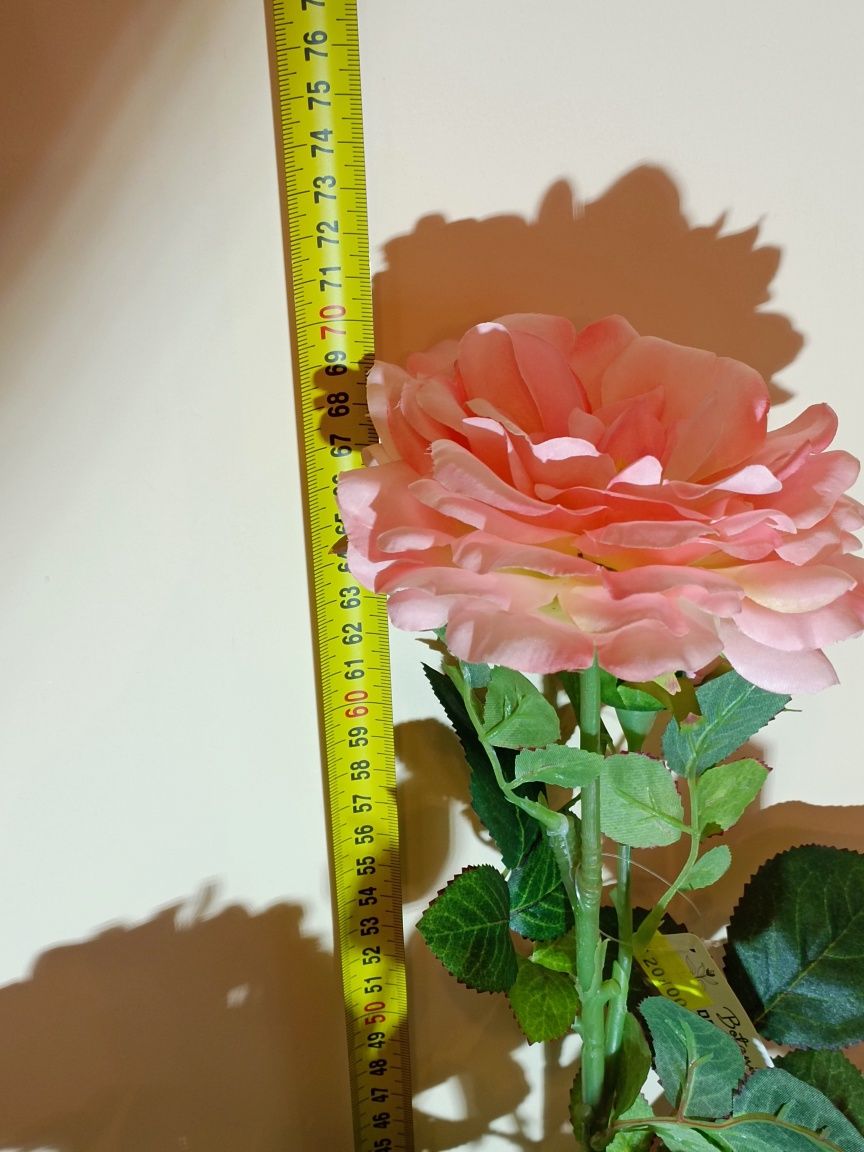 Róża w doniczce sztuczna 70 cm różowa