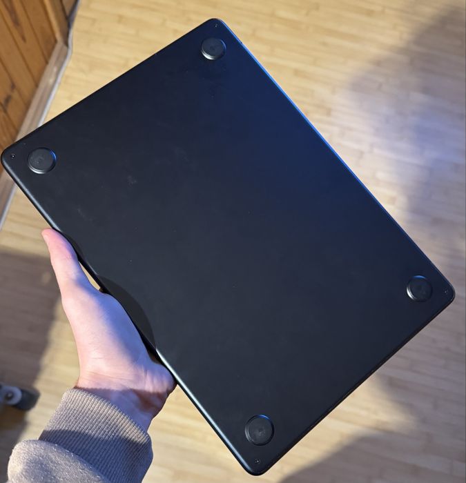 Macbook Air M2, добрий стан