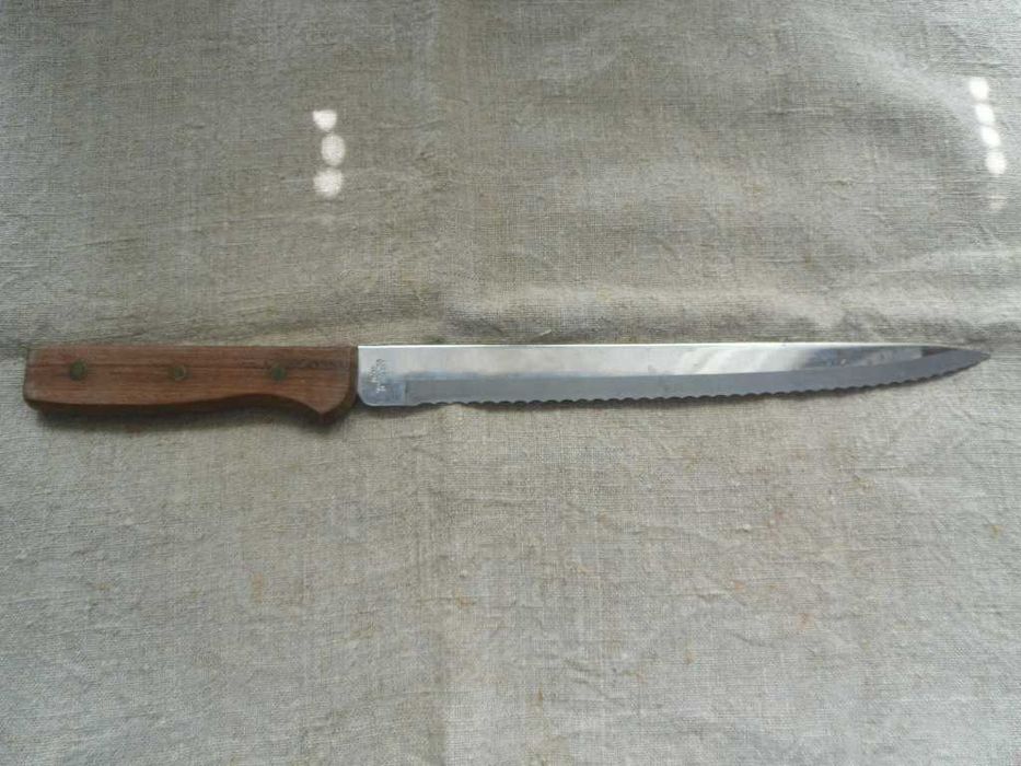 Японский нож с серрейторной заточкой Piere Santini