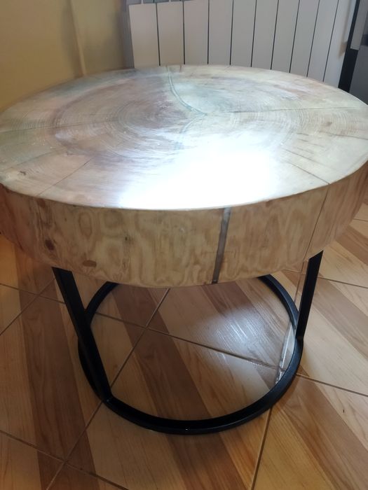 Stolik kawowy z plastra