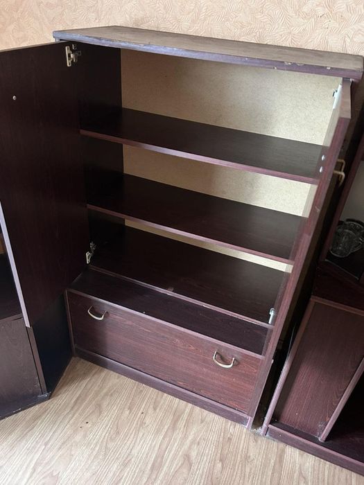 Срочно! Мебель в зал, горка, торг