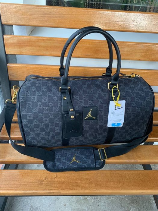 Сумка Air Jordan + подарунок | Сумка Jordan для залу чорна| рожева