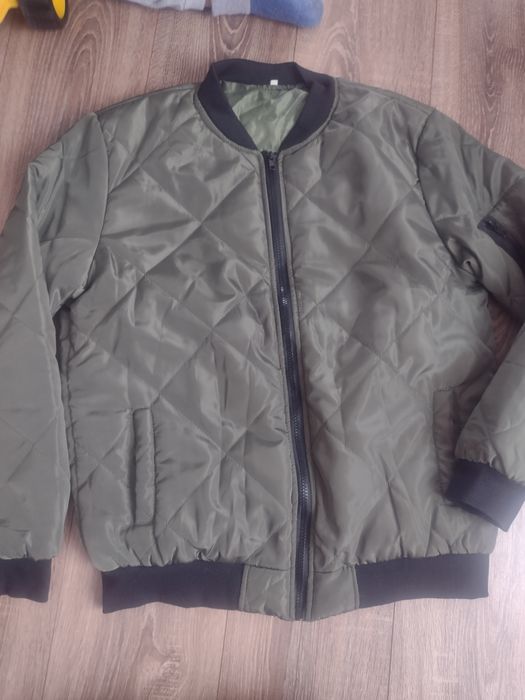 Легка куртка для чоловіків