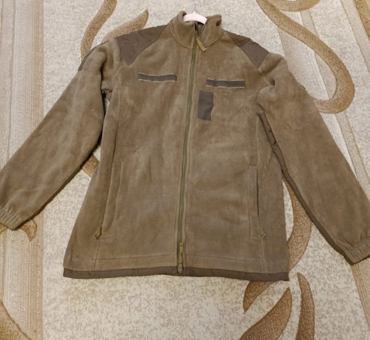 Продам фліску розмір L/XL