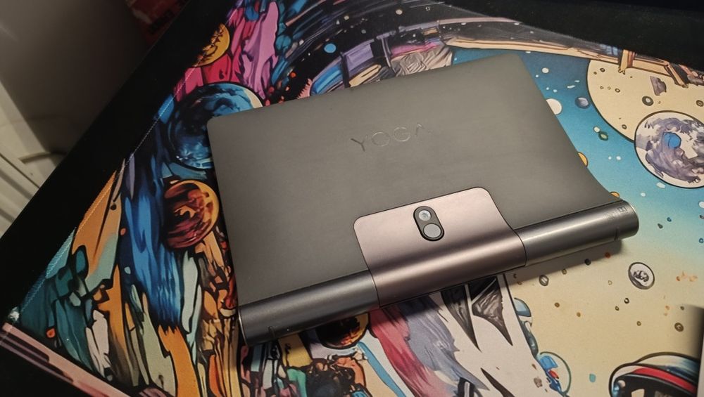 Tablet Lenovo Yoga YT-X705F