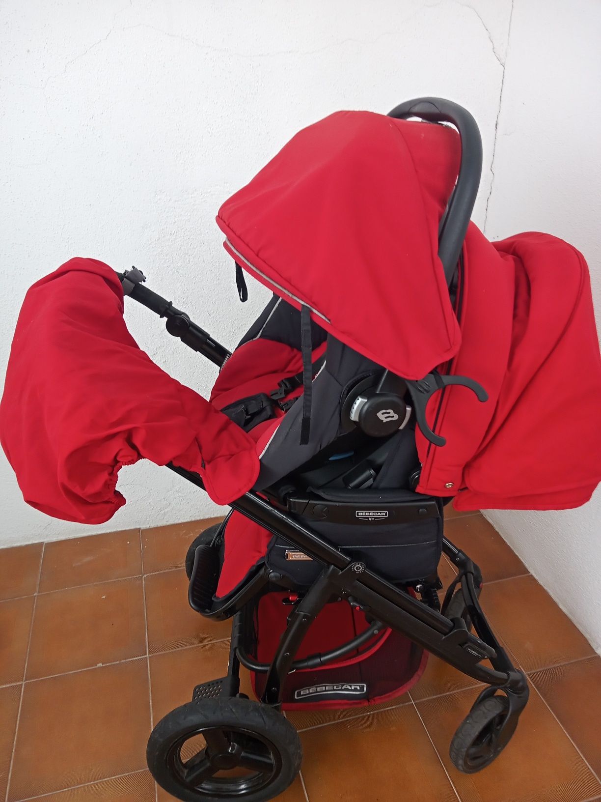 Carrinho de bebe + ovo