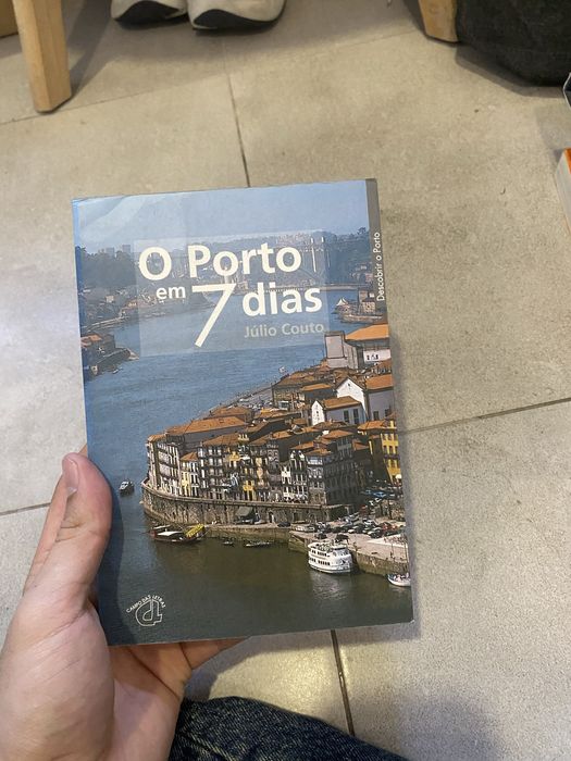 Vendo livros sobre arquitectura