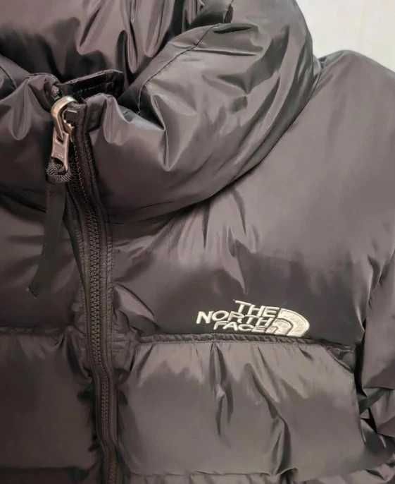 Czarna-kurtka -ITNFI- NorthFace-700-Rozmiary-S
