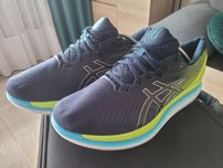 Buty ASICS GlideRide 2 w r. 46,5 do biegania Cena nowych to 669 zł!