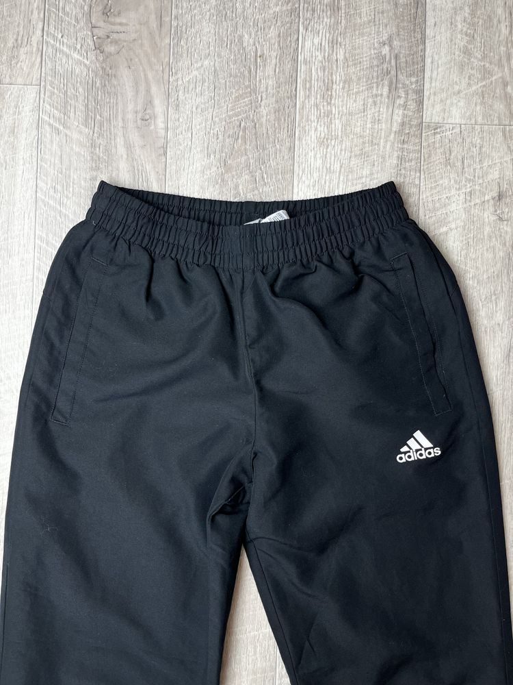 Спортивные штаны Adidas размер М подростковые чёрные детские dri-fit
