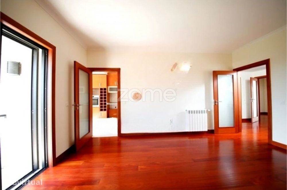 Moradia Premium T5 em banda T5 na Urbanização Vilabeira em Viseu